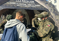 OPOLE - Kariera w wojsku coraz atrakcyjniejsza