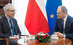 Noblista stara się o polskie obywatelstwo