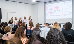 Hackathon przedsiębiorczości. Her Tech Venture na Perspektywy Women in Tech Summit
