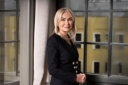 Prof. Celina Olszak: Duże ośrodki akademickie tracą najwięcej
